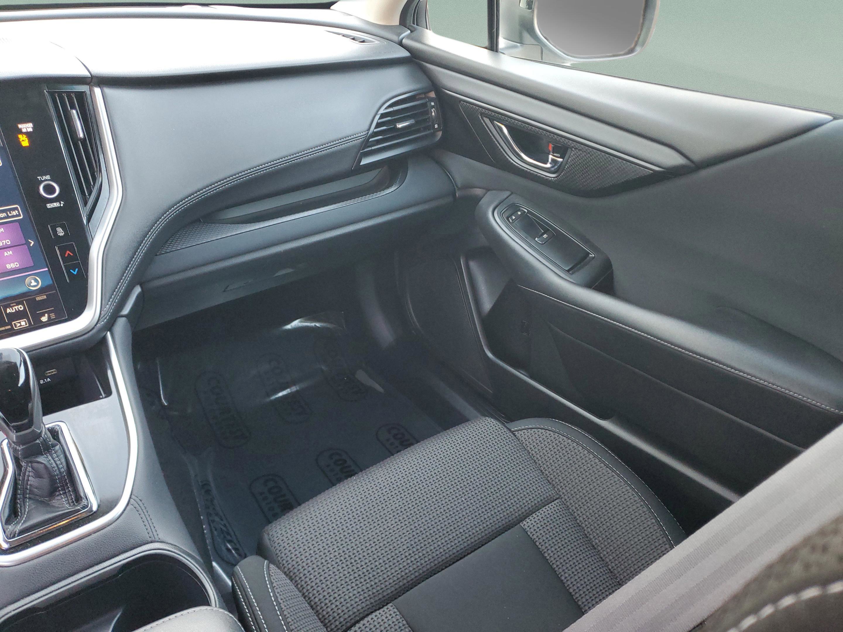 Used 2022 Subaru Outback Premium image 12