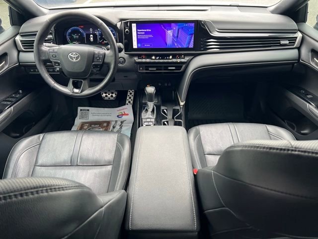 Used 2025 Toyota Camry XSE FWD image 12