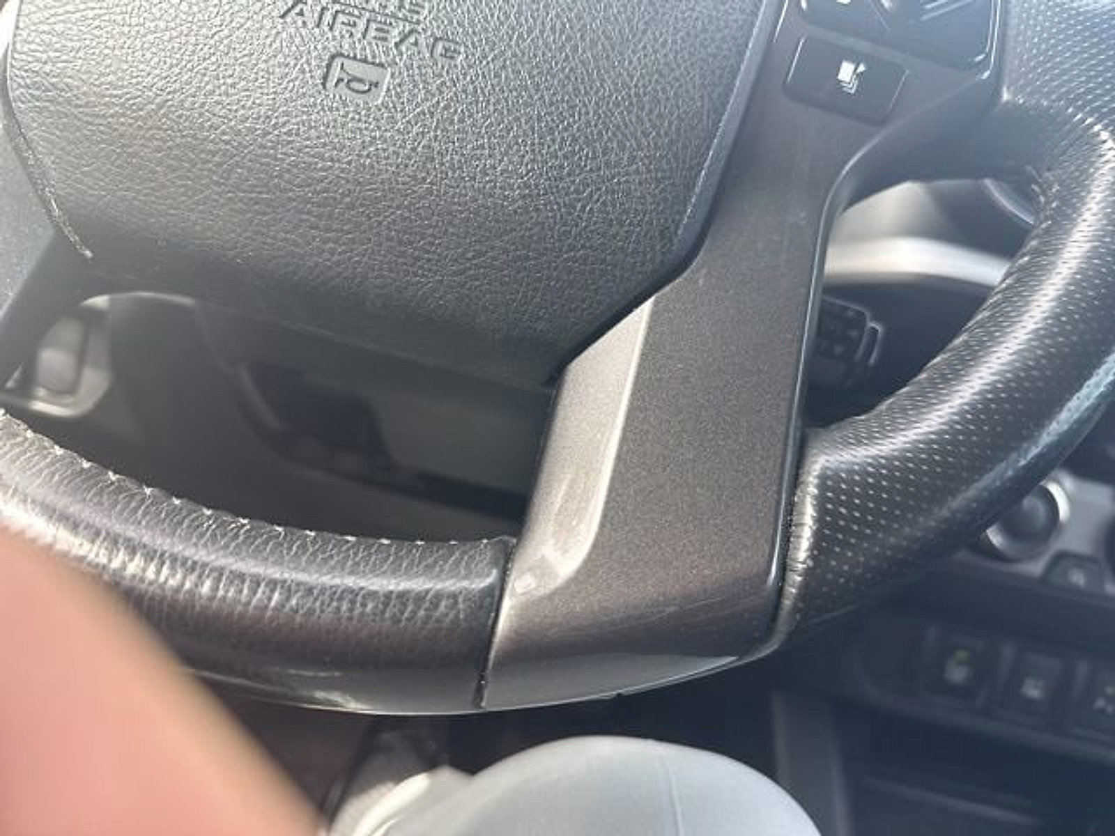 Used 2017 Toyota Tacoma TRD Sport image 21