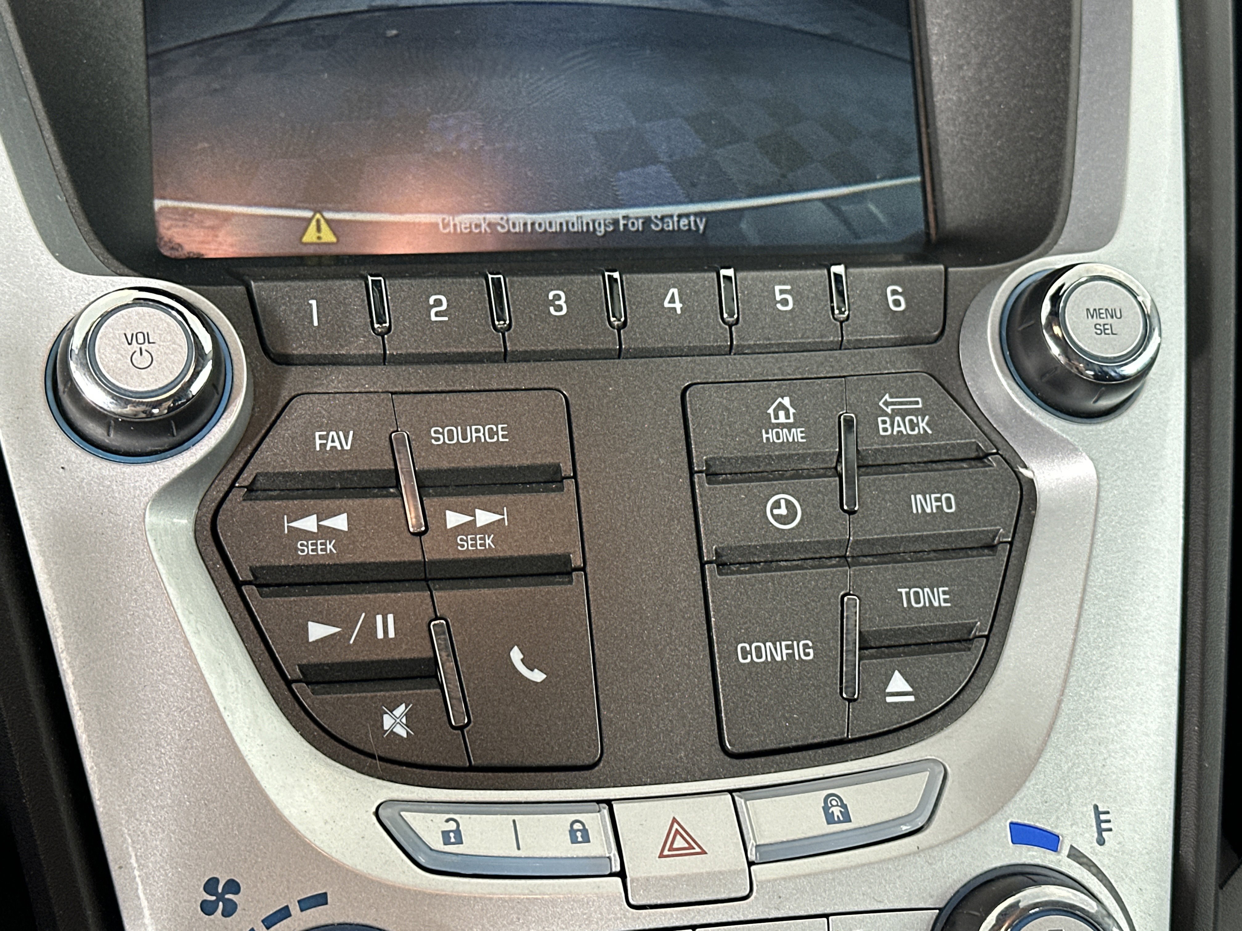 Used 2015 Chevrolet Equinox LT w/ Driver Convenience Package image 19