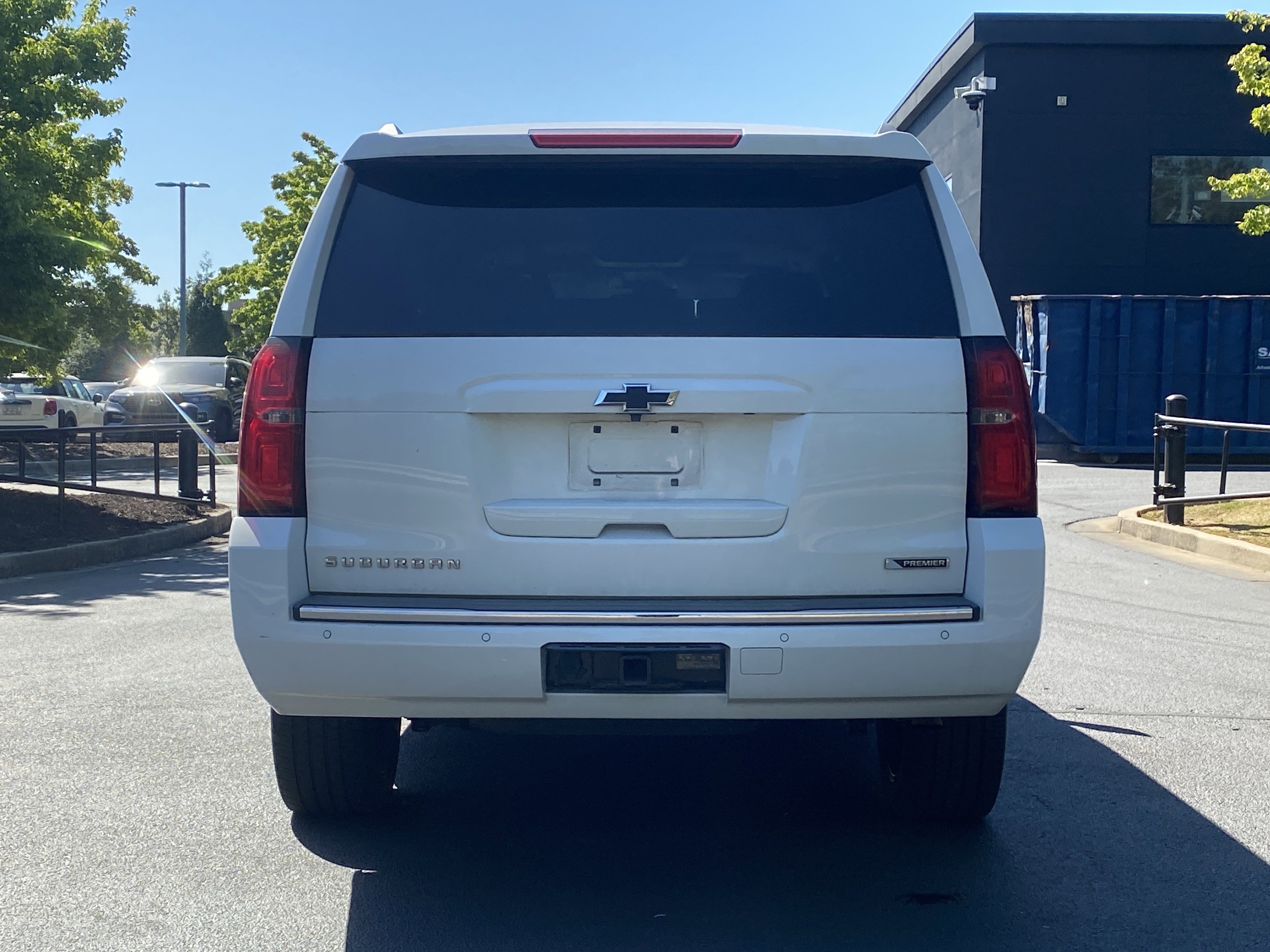 Used 2017 Chevrolet Suburban Premier RWD image 16