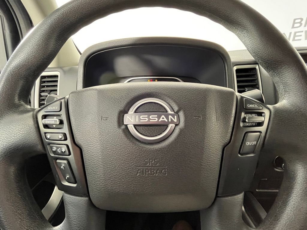 Used 2023 Nissan Frontier SV image 17