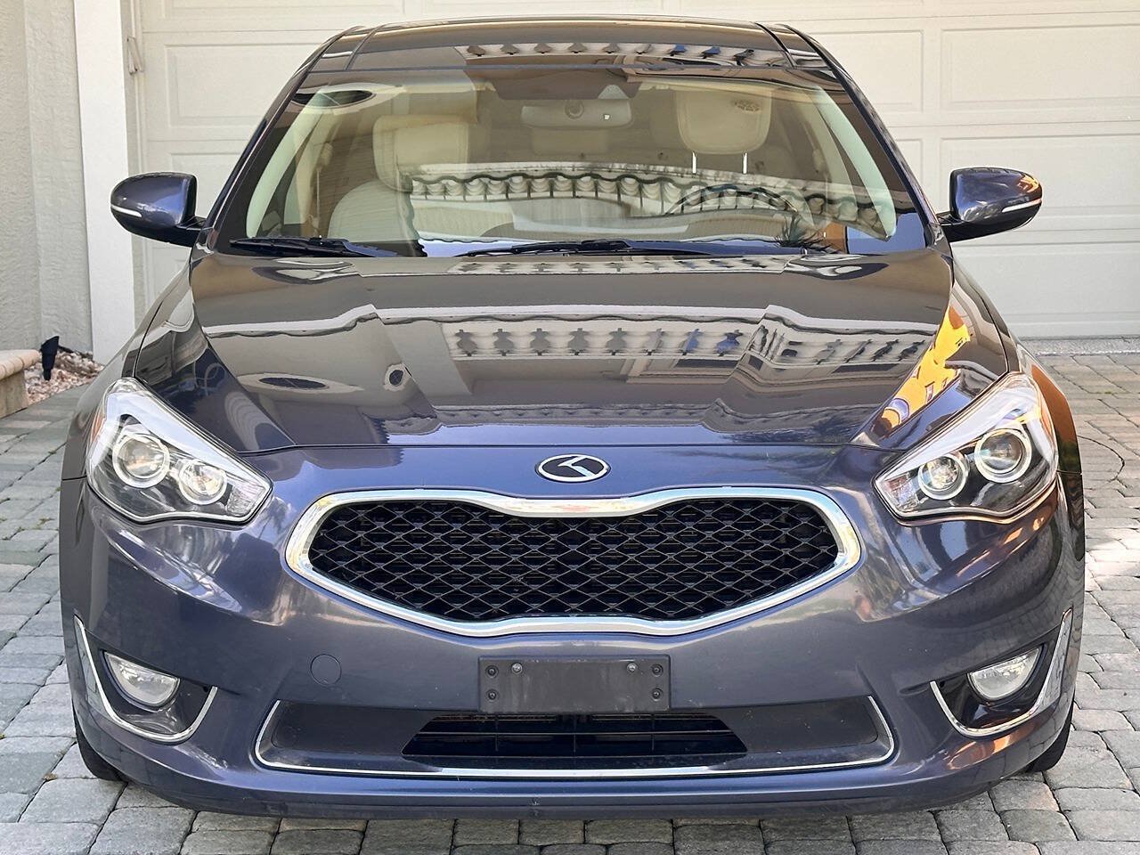 Used 2014 Kia Cadenza Premium w/ Technology Package FWD image 25