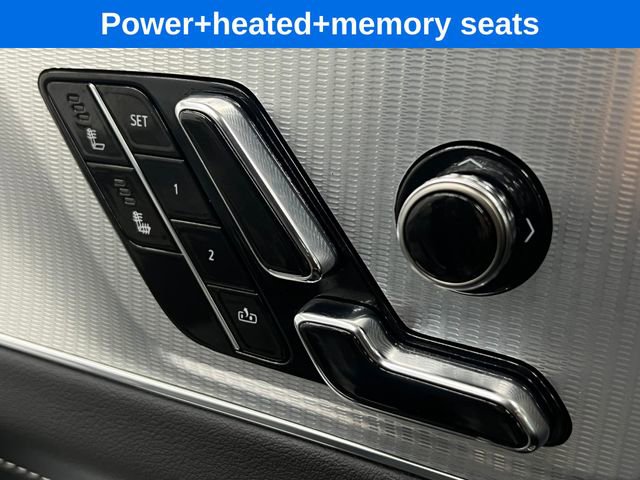 Used 2024 Cadillac Lyriq Tech RWD image 16