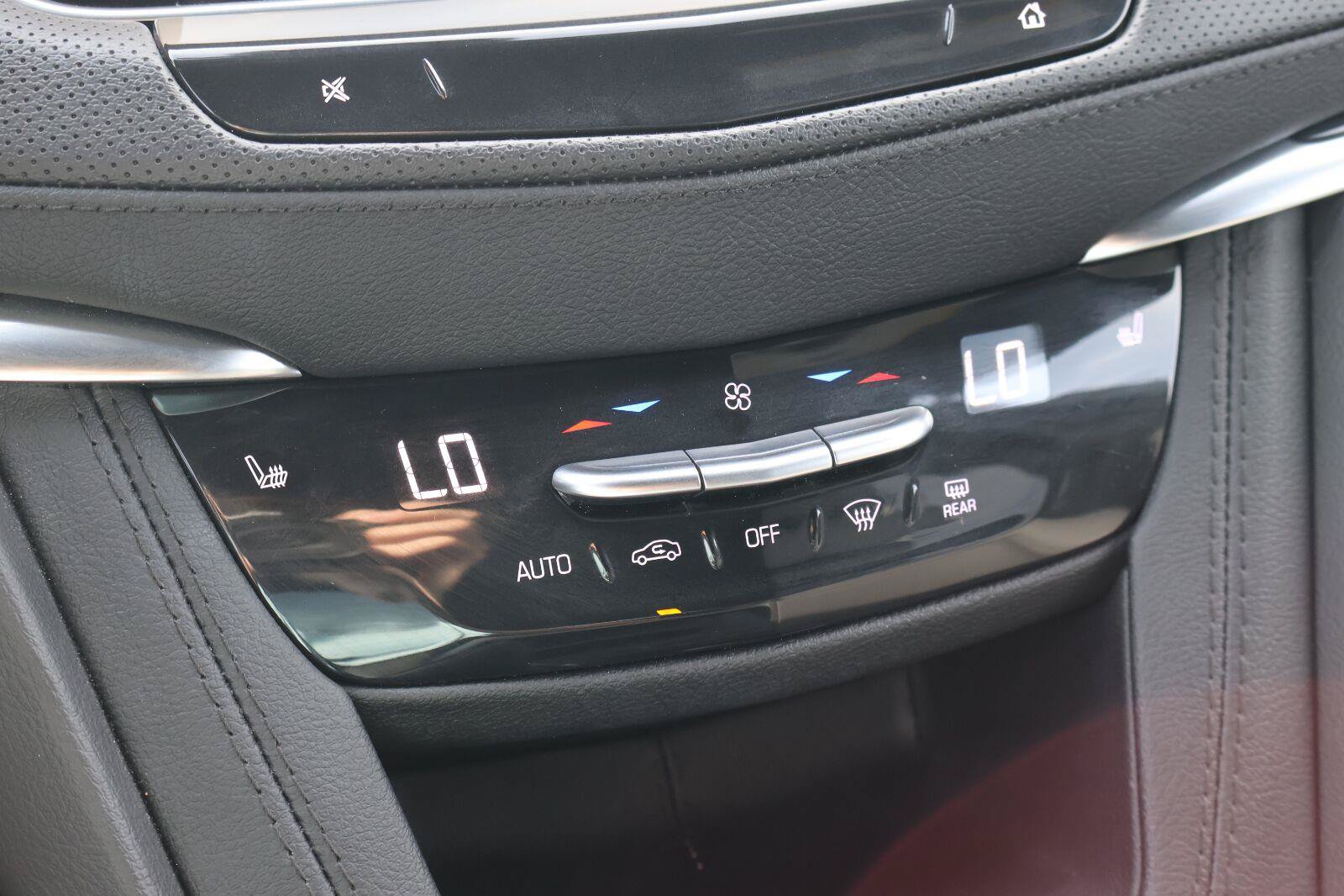 Used 2024 Cadillac XT5 Premium Luxury FWD image 30