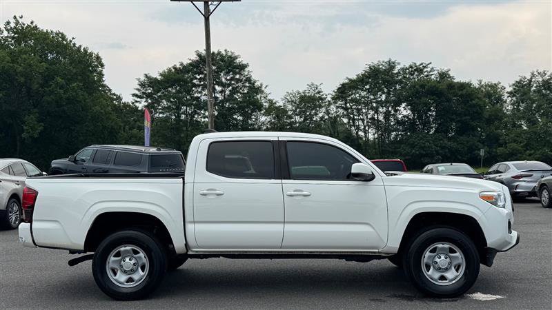 Used 2022 Toyota Tacoma SR w/ SR Convenience Package RWD image 7