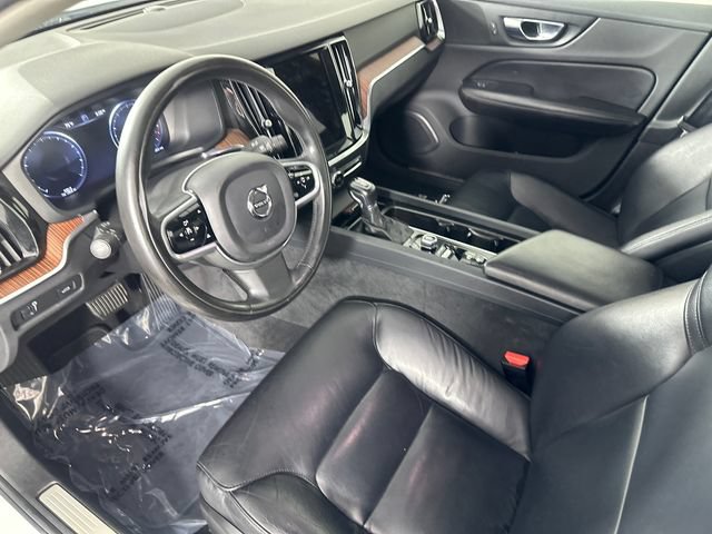 Used 2021 Volvo S60 T6 Momentum AWD/4WD image 24