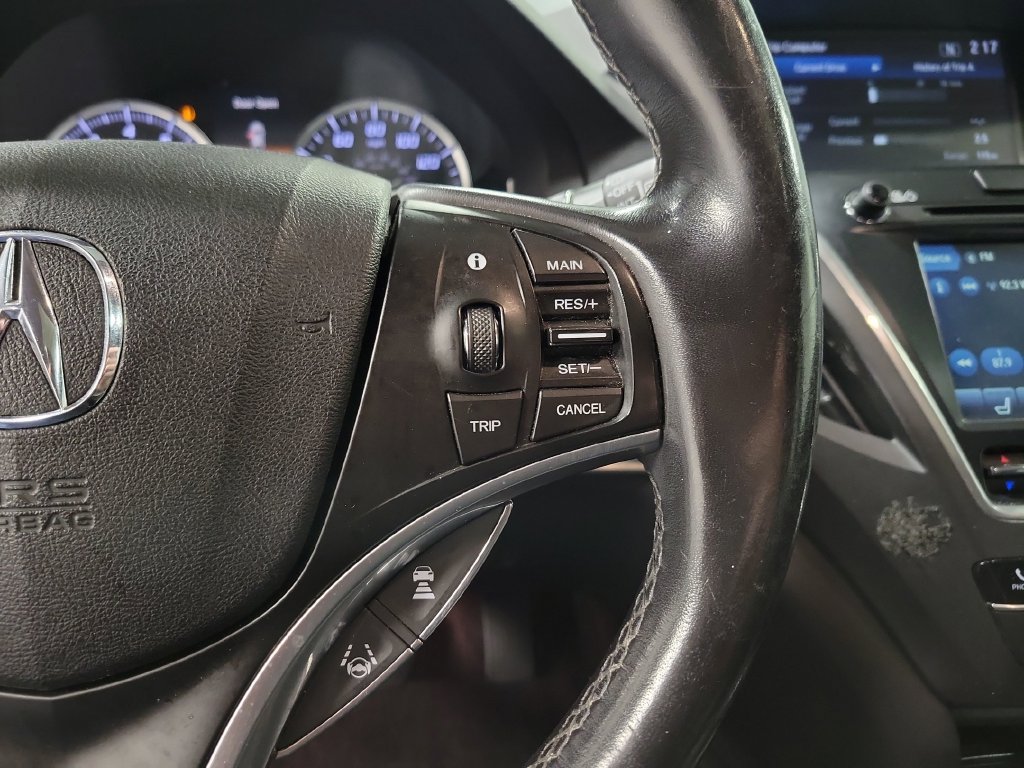 Used 2018 Acura MDX FWD image 26