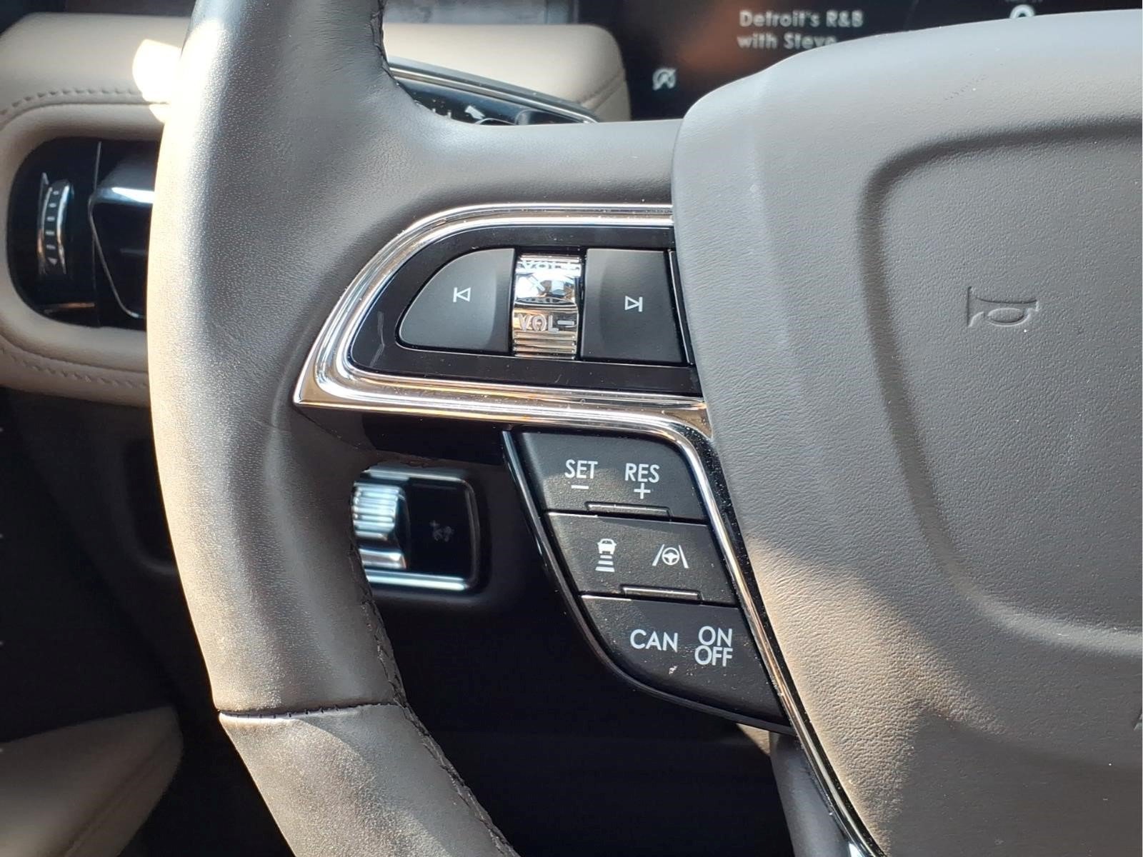 Used 2023 Lincoln Nautilus Reserve w/ Equipment Group 201A AWD/4WD image 21