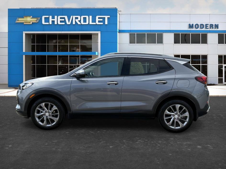 Used 2020 Buick Encore GX Essence w/ Experience Buick Package FWD image 2