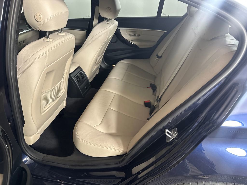 Used 2017 BMW 330i Sedan image 20