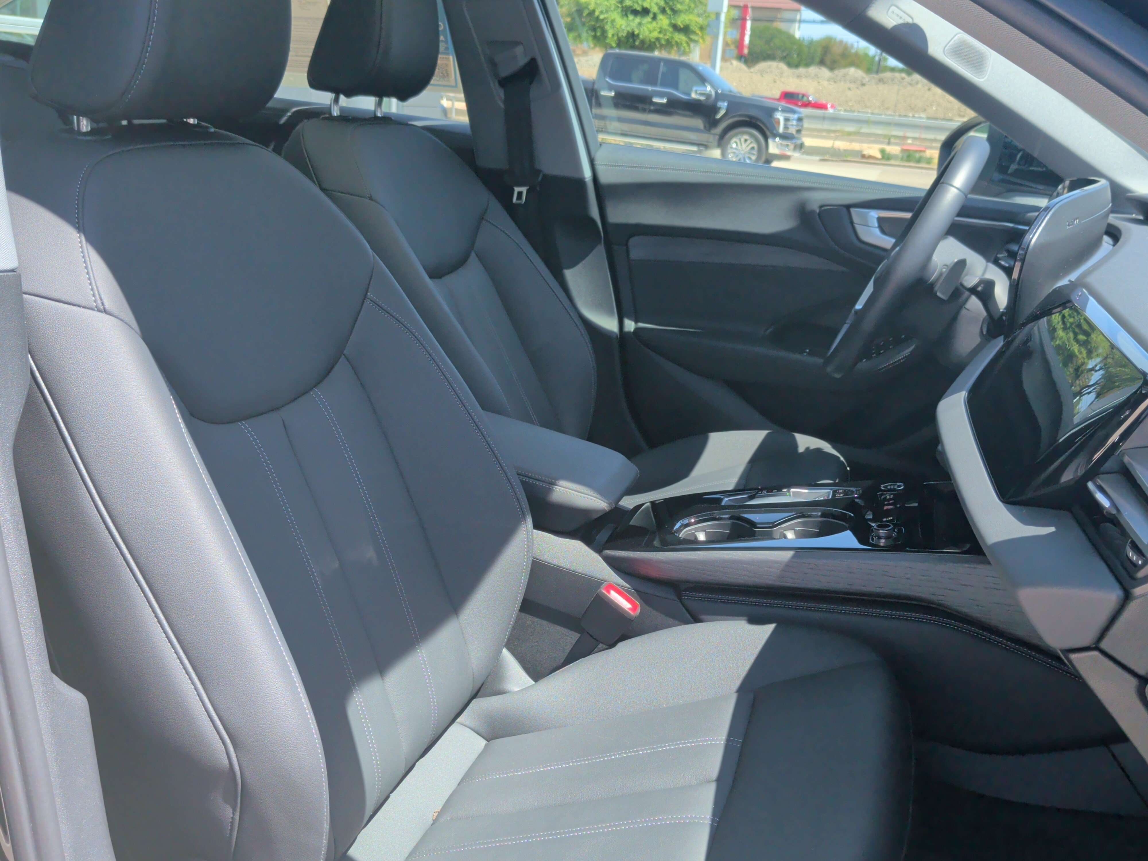 Used 2025 Audi A5 2.0T Premium Plus w/ Premium Plus AWD/4WD image 29