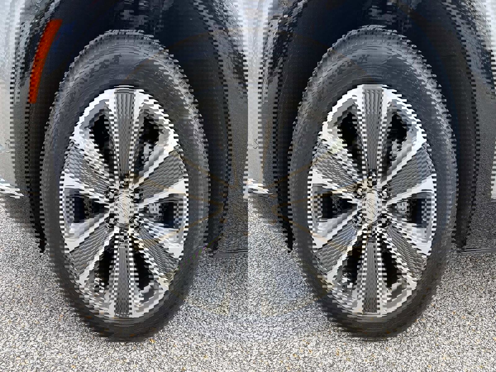 New 2026 Cadillac Vistiq Luxury w/ LPO, Floor Liner Package image 10