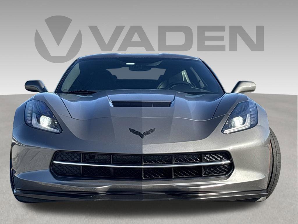 Used 2015 Chevrolet Corvette Stingray Coupe RWD image 2