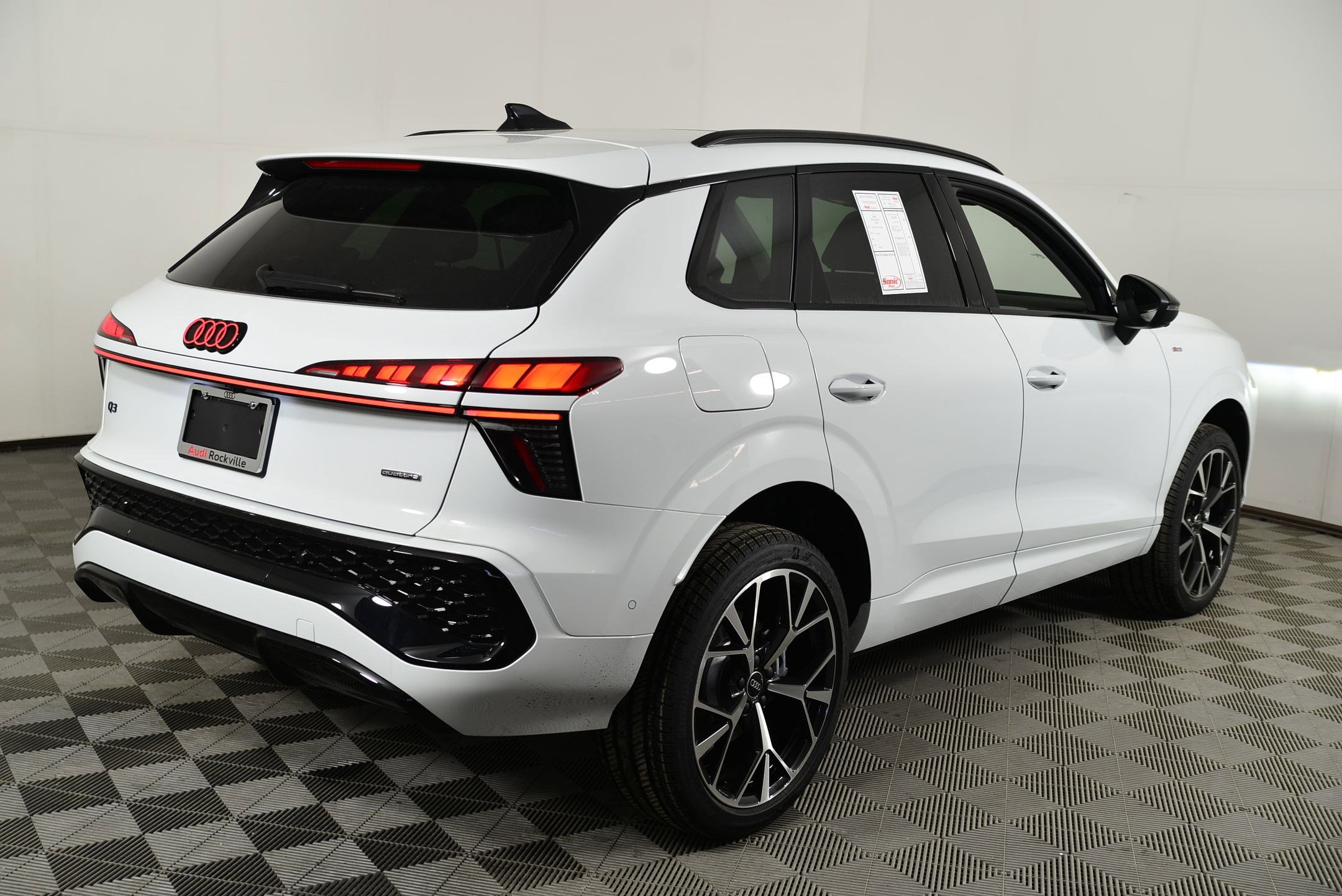 New 2026 Audi Q3 quattro 2.0T image 9