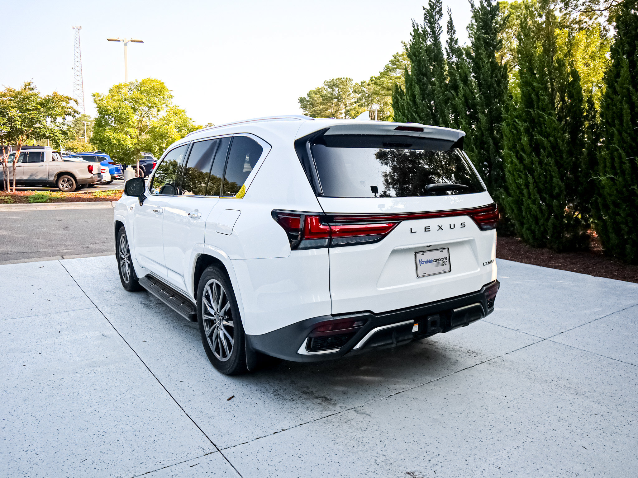 Used 2023 Lexus LX 600 F Sport w/ Accessory Package (Z1) AWD/4WD image 8