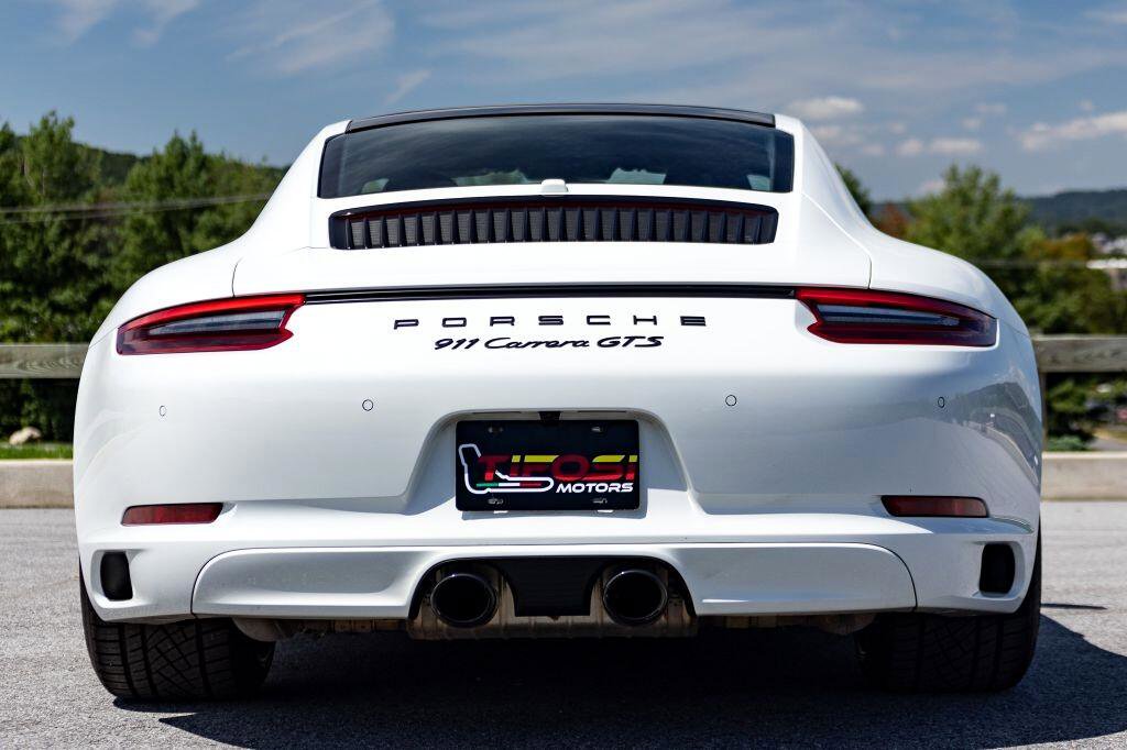 Used 2019 Porsche 911 Carrera GTS image 3