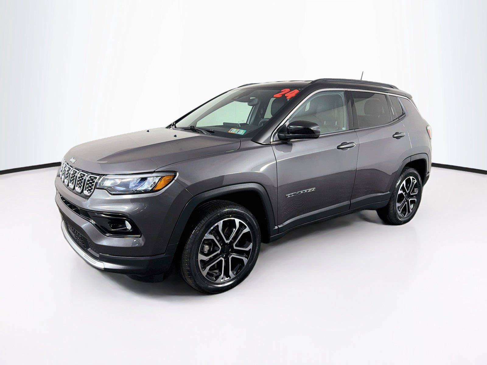 Used 2024 Jeep Compass Limited AWD/4WD image 7