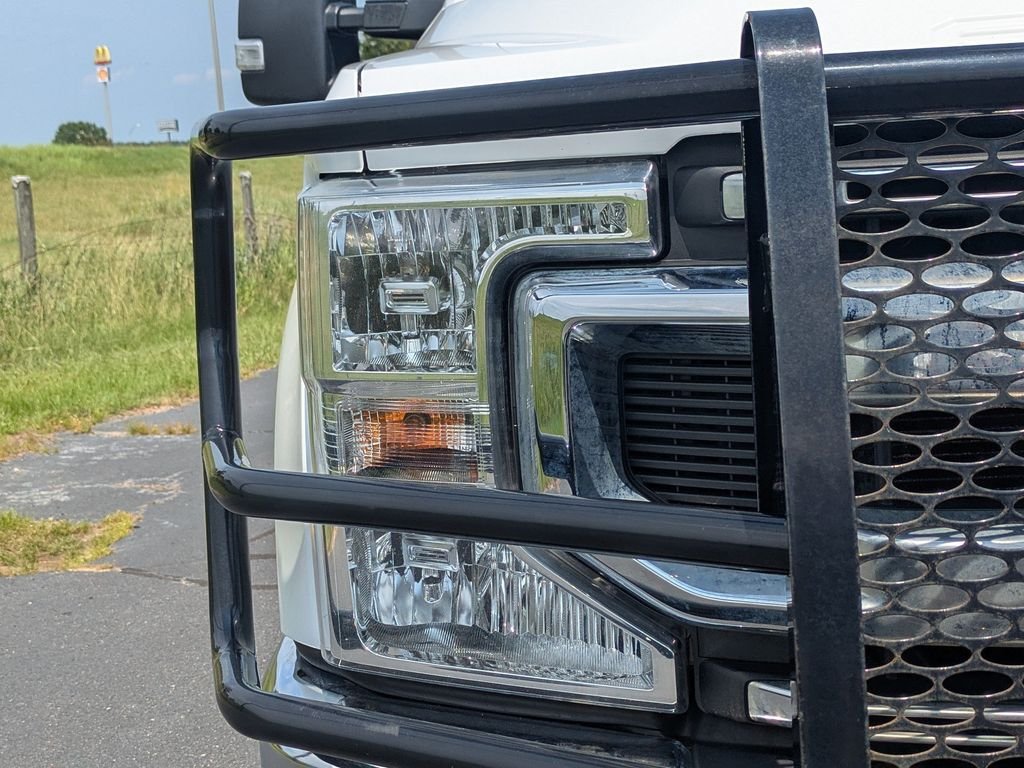 Used 2020 Ford F250 XLT AWD/4WD image 10