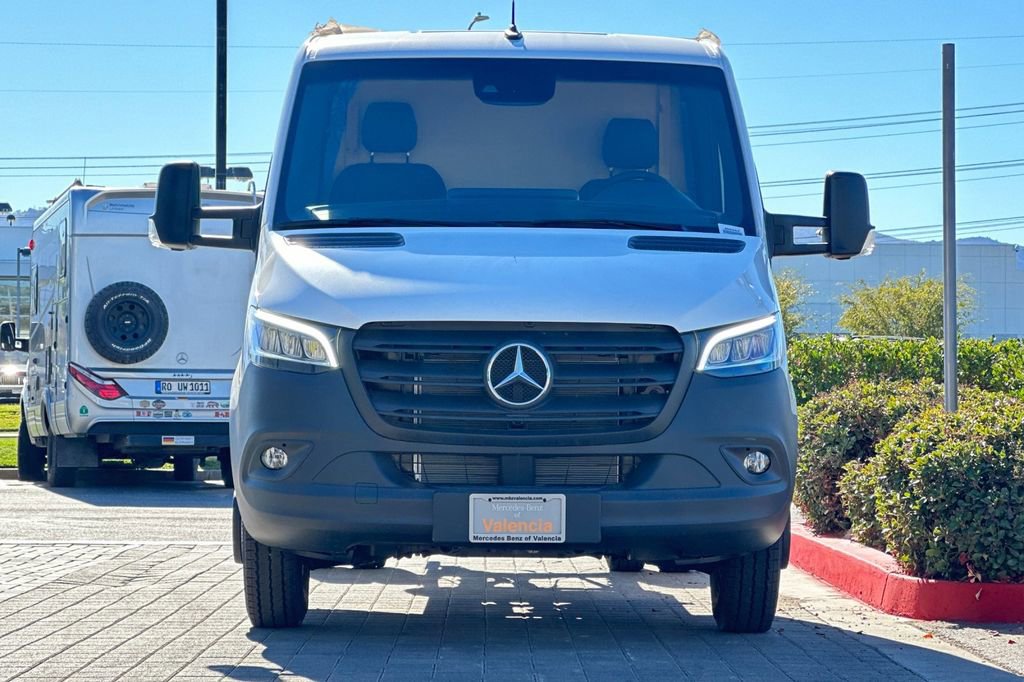 Used 2024 Mercedes-Benz Sprinter 4500 image 8