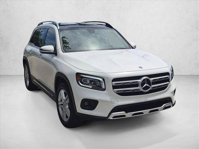 Used 2023 Mercedes-Benz GLB 250 image 3