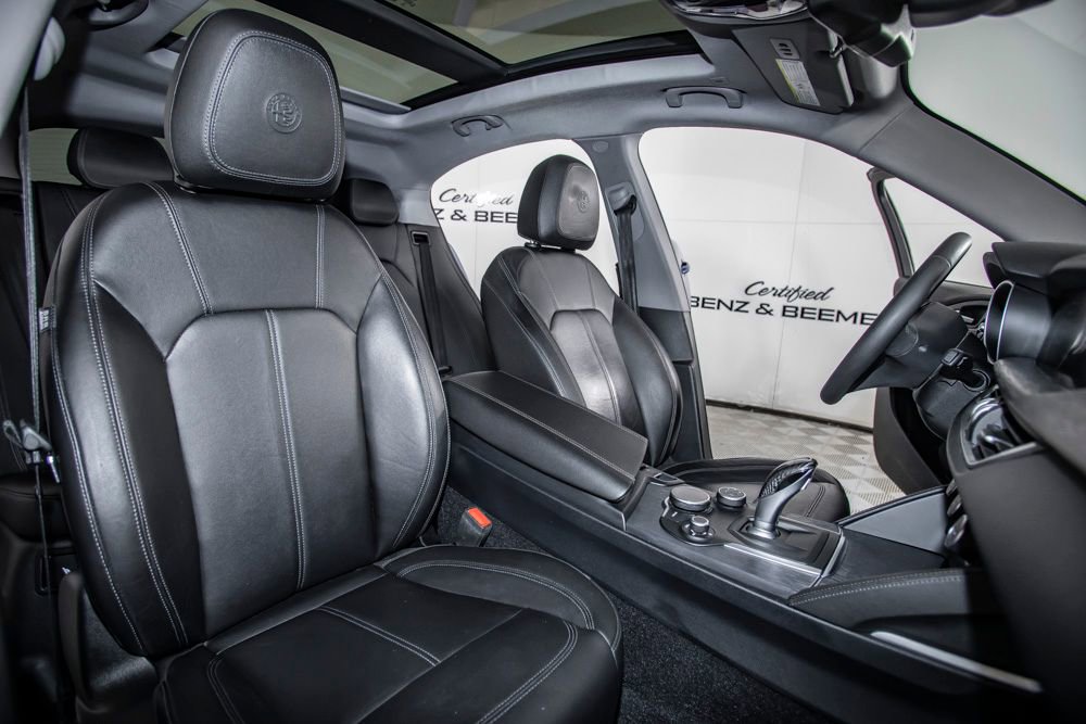 Used 2019 Alfa Romeo Stelvio w/ Nero Edizione RWD image 15