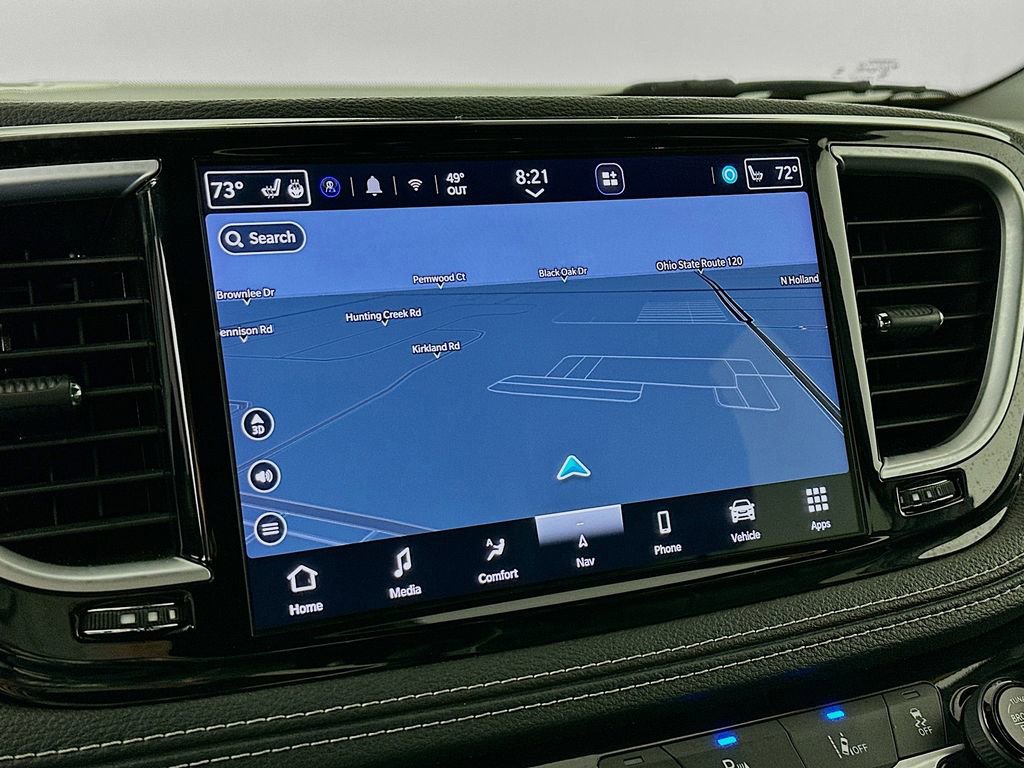 Certified 2025 Chrysler Pacifica Limited FWD image 21
