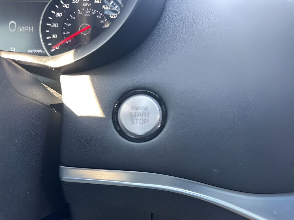 Used 2020 Kia Stinger GT1 RWD image 23