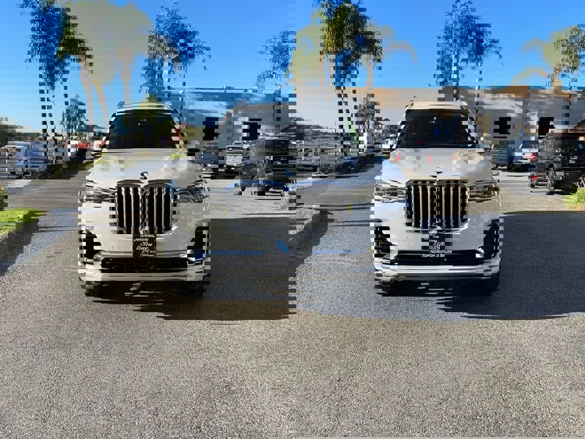 Used 2020 BMW X7 xDrive40i image 2