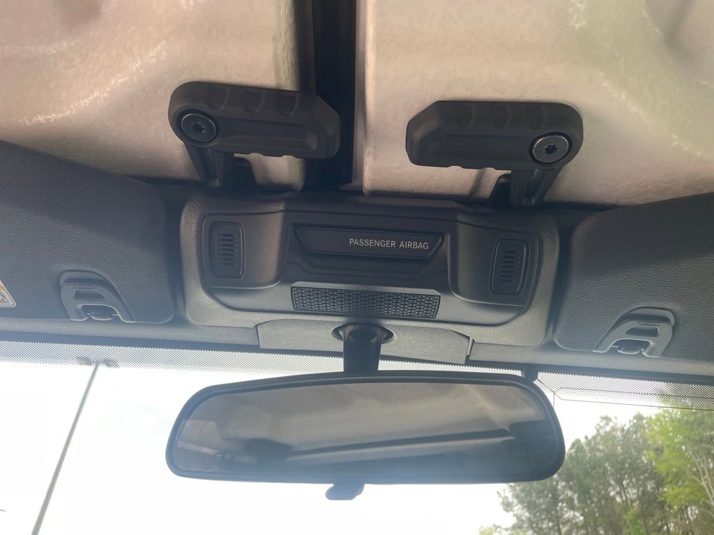 Used 2025 Jeep Gladiator Sport image 19