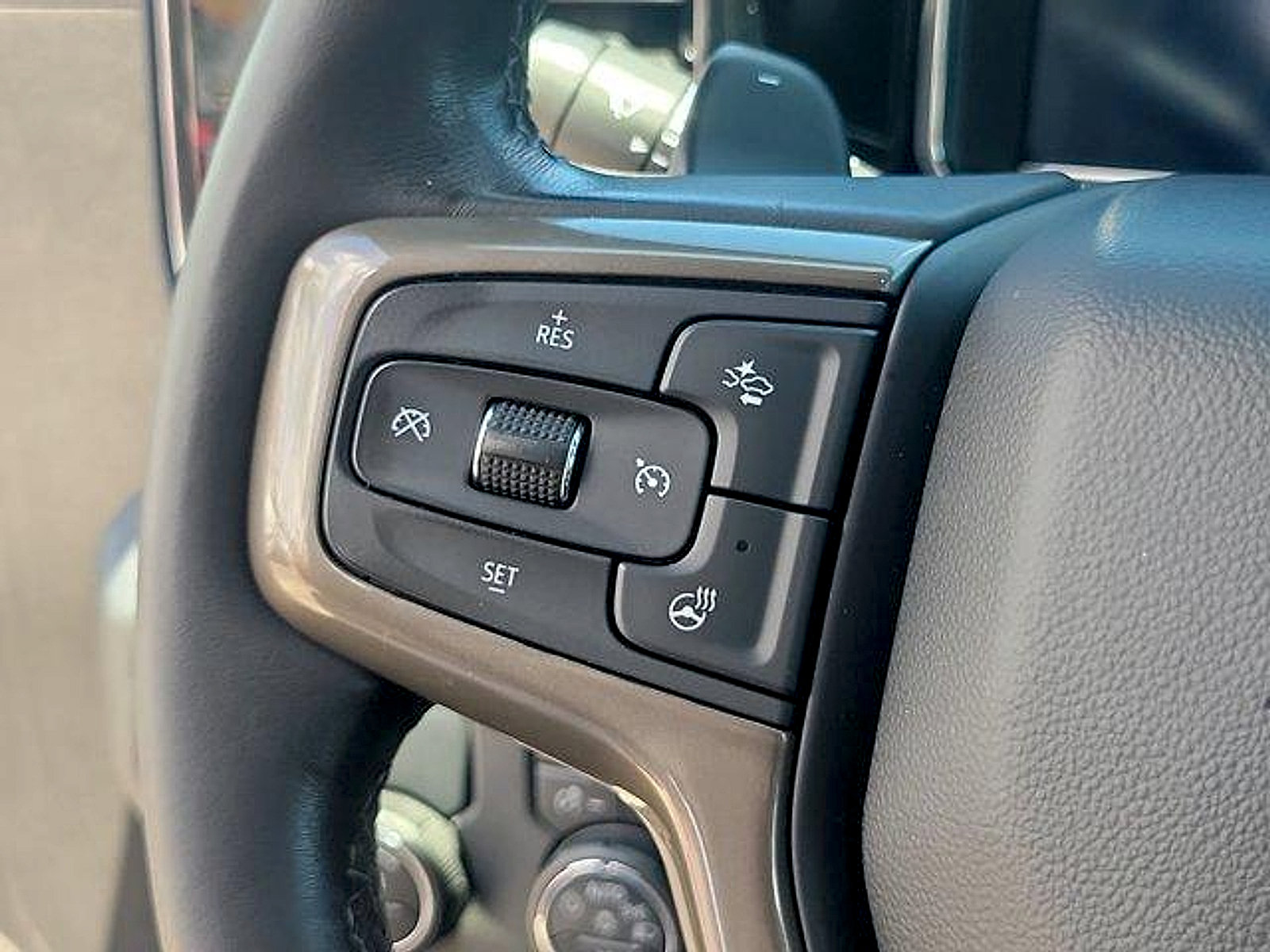 Used 2022 Chevrolet Silverado 1500 High Country RWD image 27