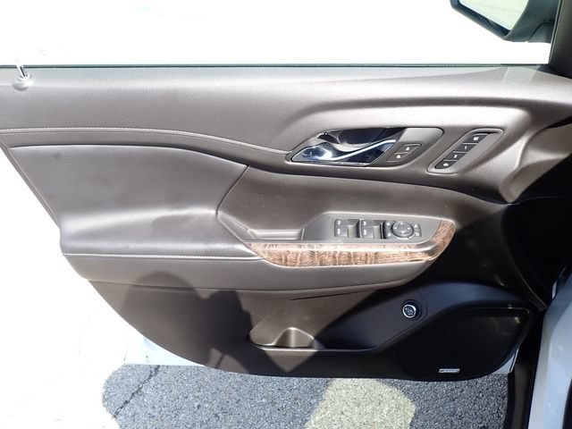 Used 2021 GMC Acadia Denali w/ GMC Pro Grade Package AWD/4WD image 21