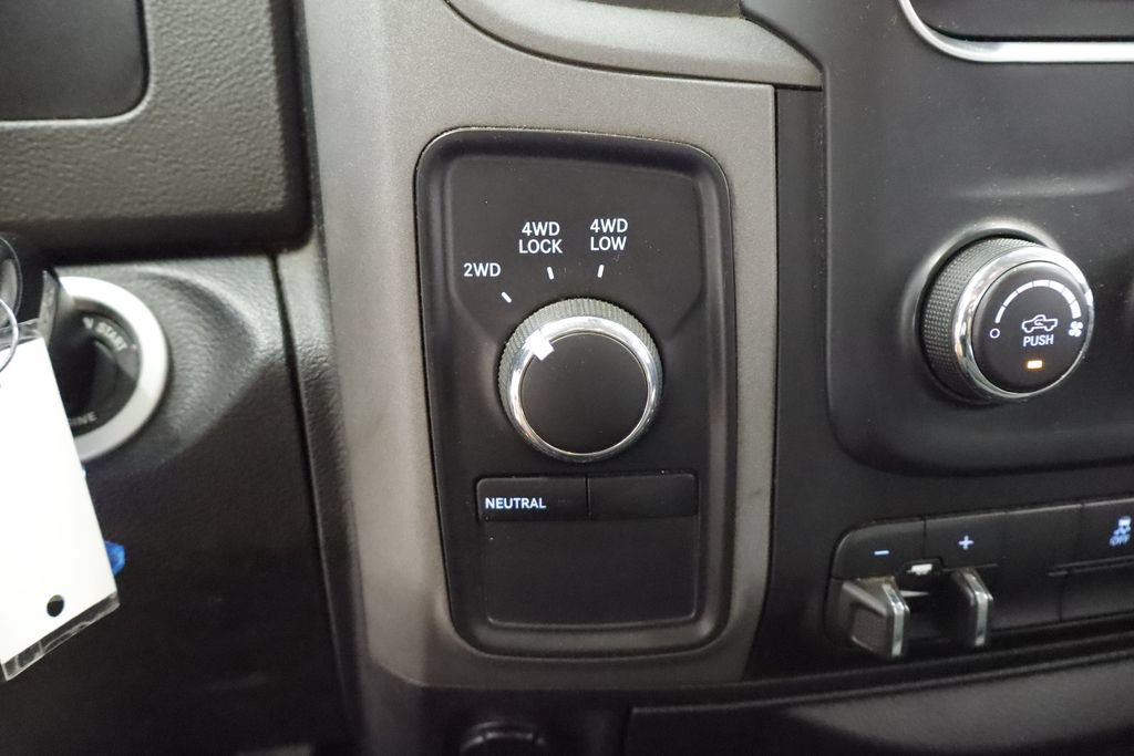 Used 2014 RAM 1500 Express AWD/4WD image 23