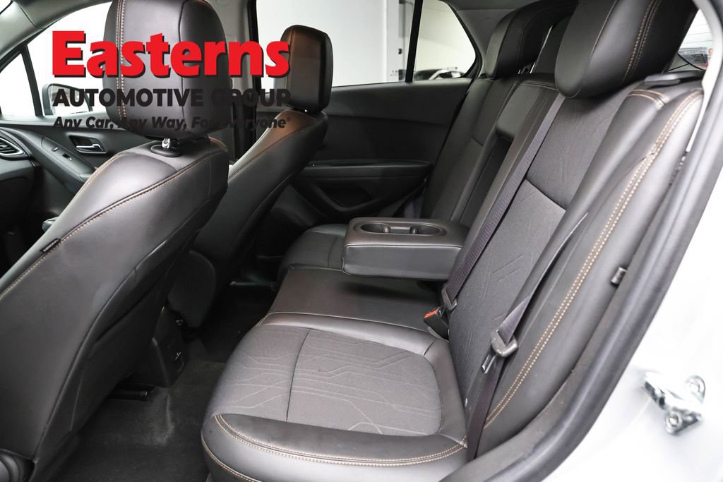 Used 2018 Chevrolet Trax LT w/ LT Convenience Package AWD/4WD image 20