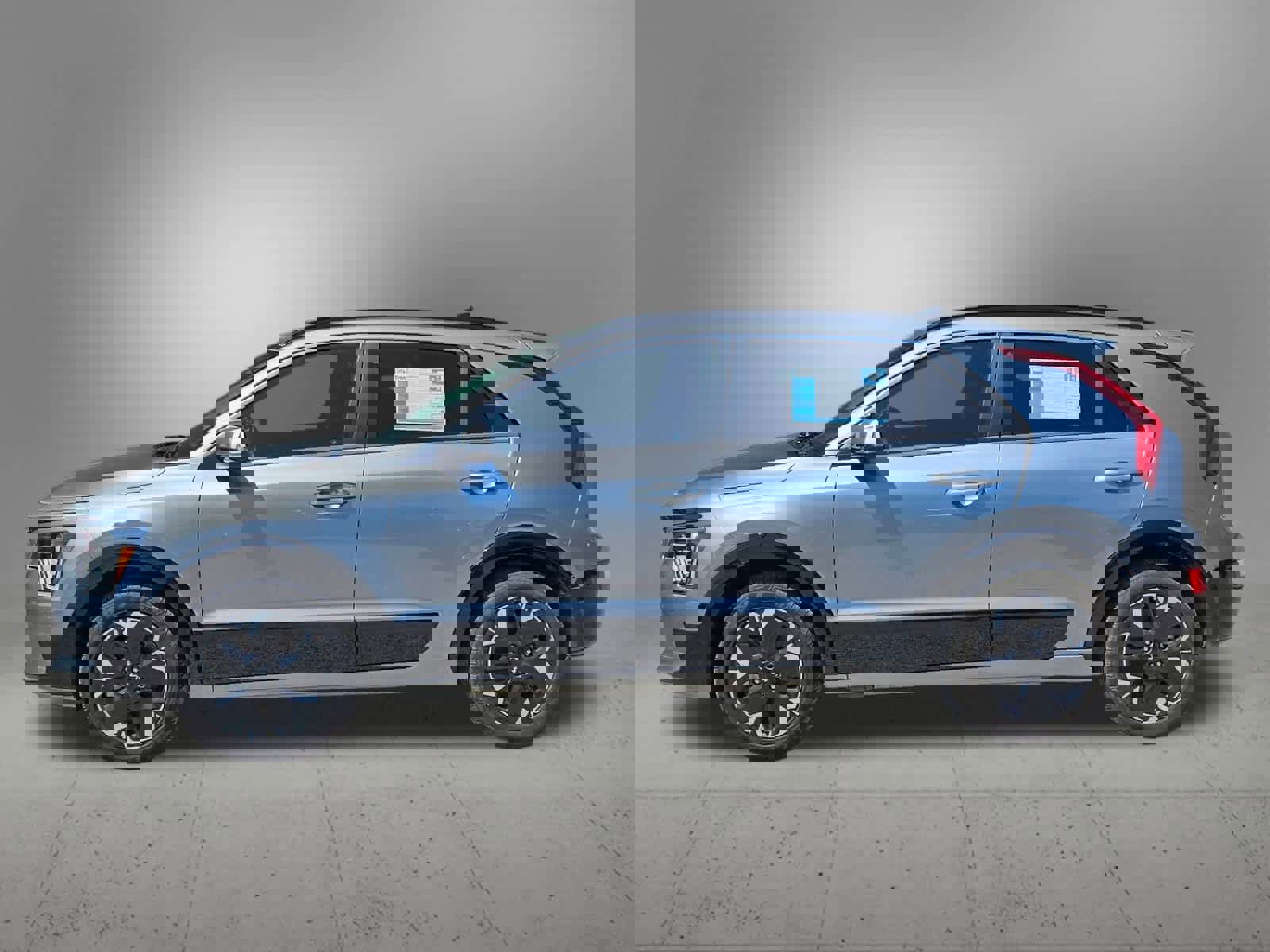 Used 2023 Kia Niro Wind image 3