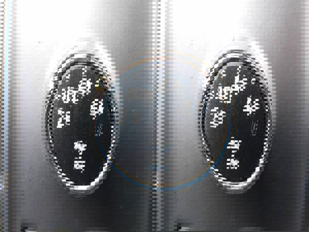 Used 2015 Chevrolet Silverado 1500 LTZ Z71 w/ LTZ Plus Package image 14