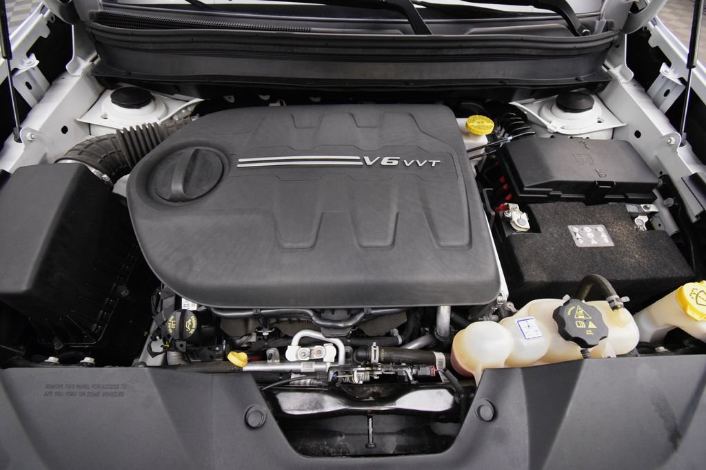 Used 2021 Jeep Cherokee Limited AWD/4WD image 28