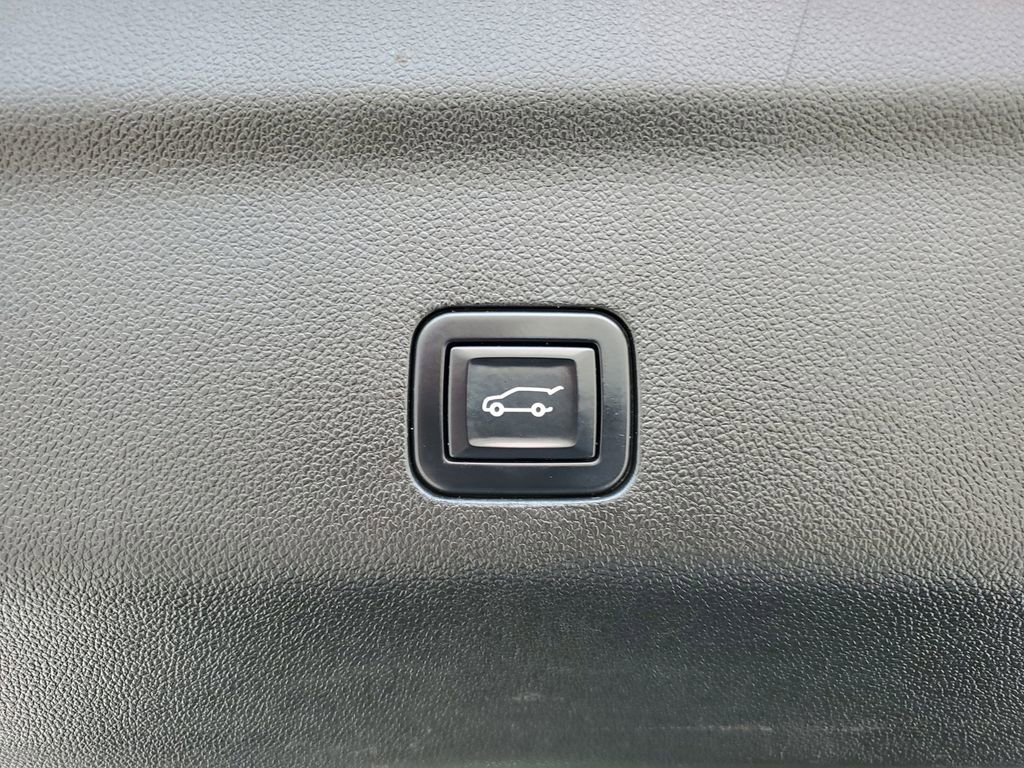 Used 2022 Chevrolet Tahoe High Country image 34