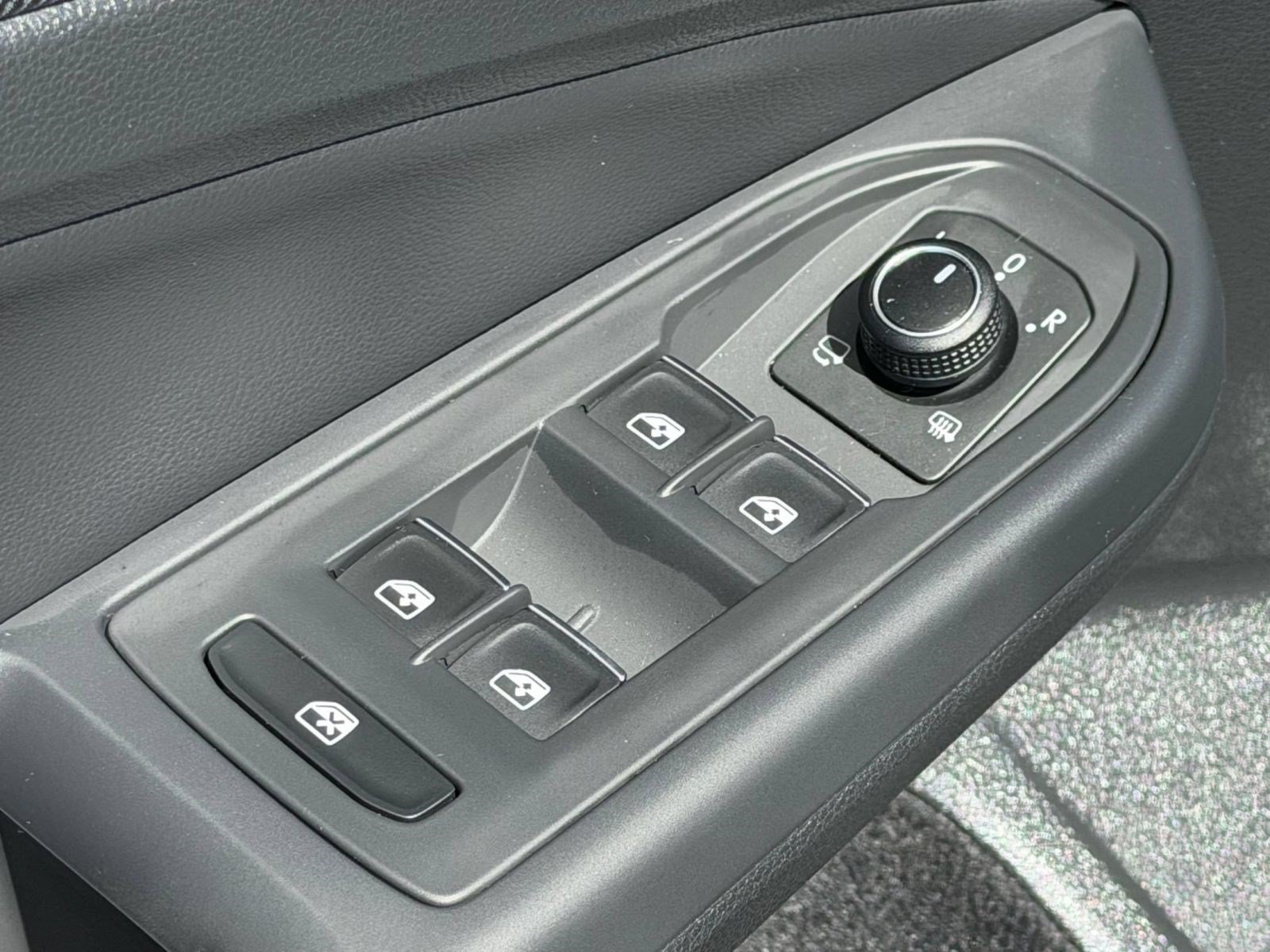 Certified 2026 Volkswagen Golf AWD/4WD image 14