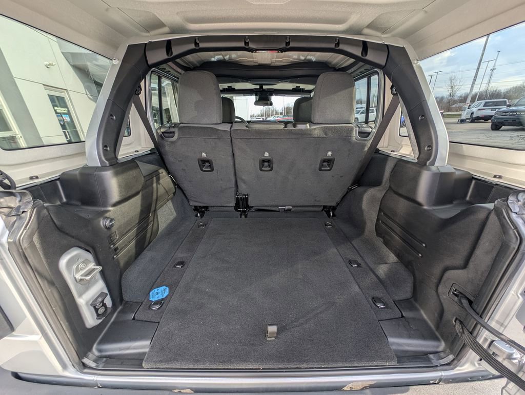 Used 2024 Jeep Wrangler Sport S image 13