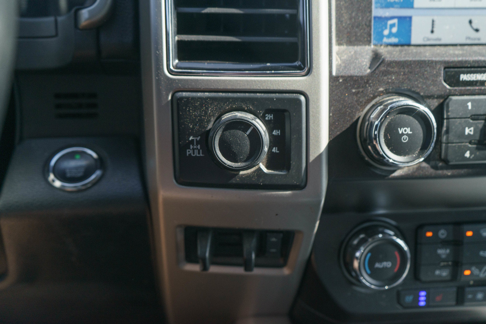 Used 2019 Ford F250 Lariat AWD/4WD image 19