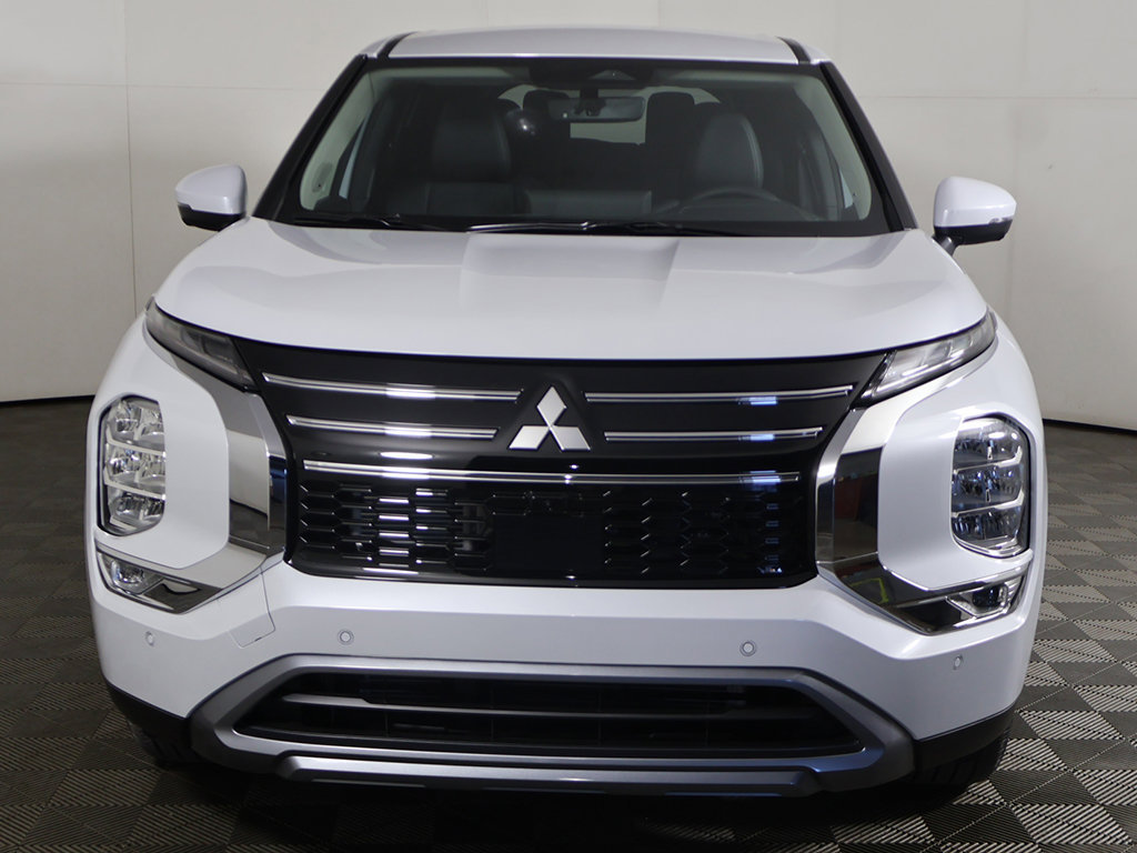 New 2026 Mitsubishi Outlander SE FWD image 13