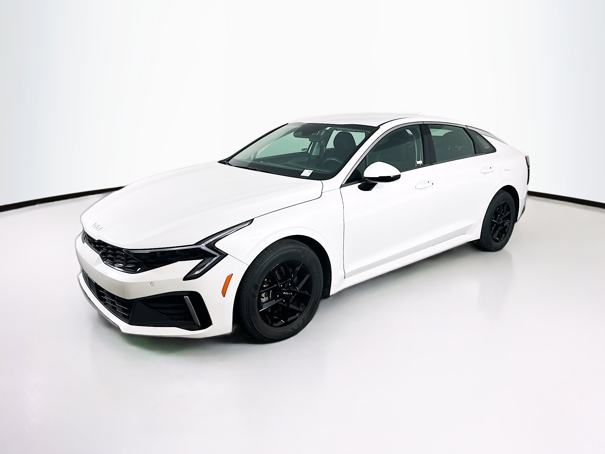 Used 2025 Kia K5 LXS image 3