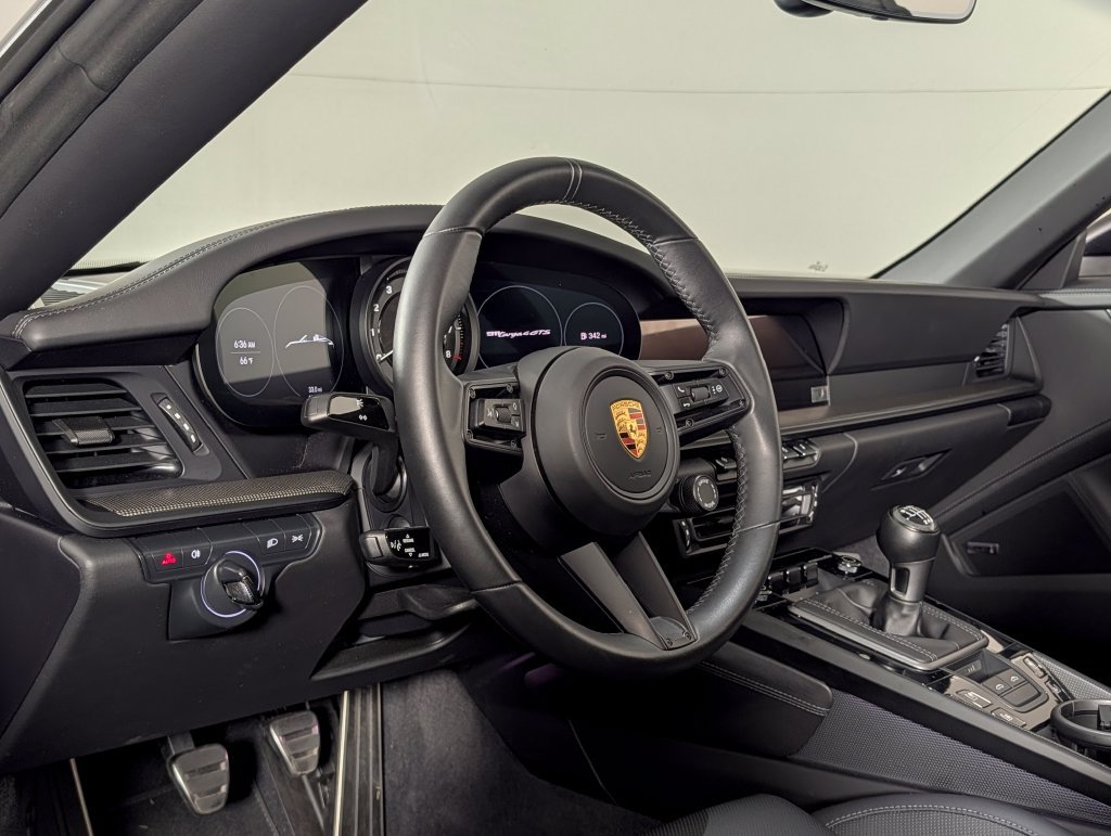 Certified 2023 Porsche 911 Targa 4 GTS AWD/4WD image 4