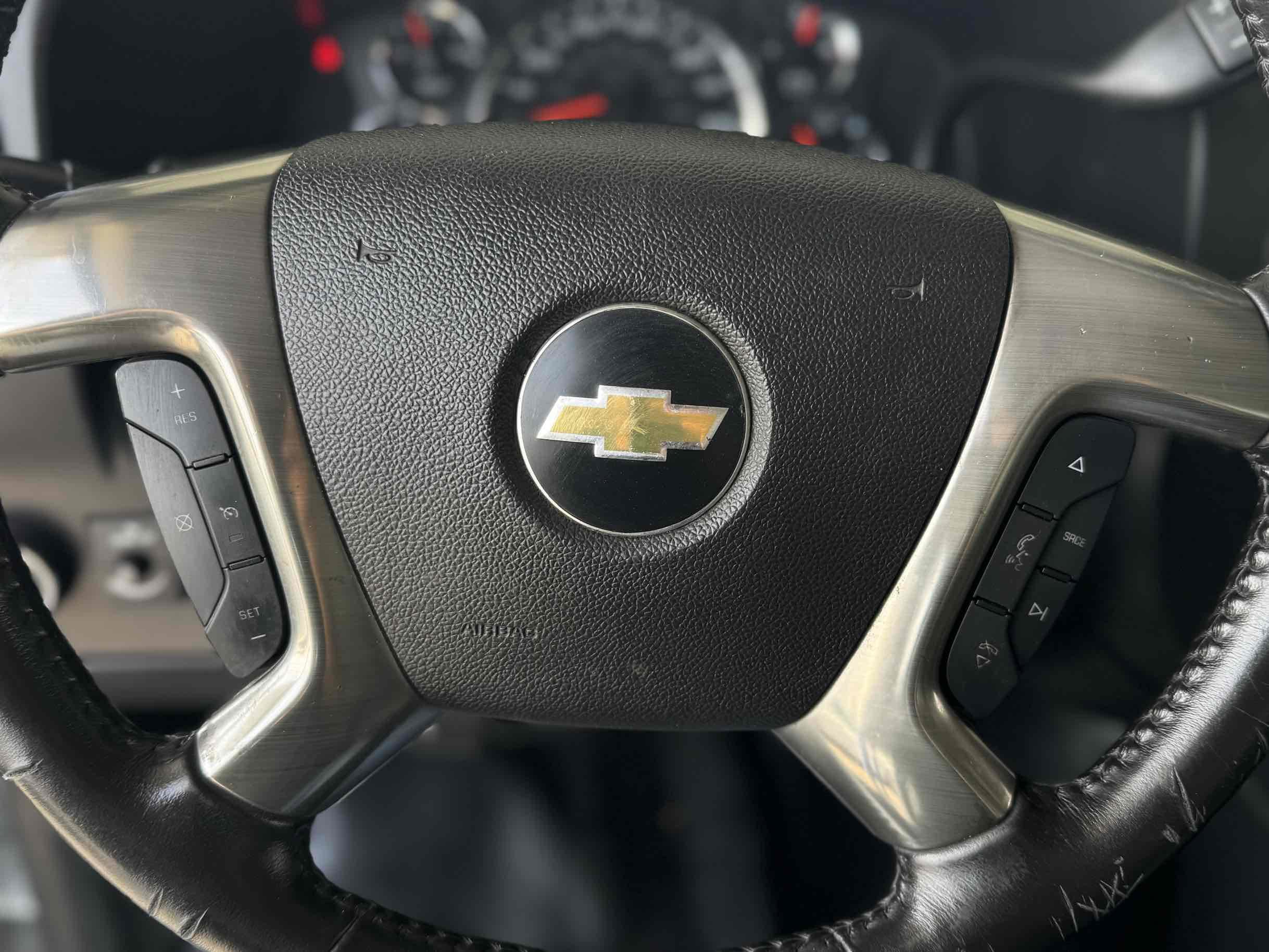 Used 2019 Chevrolet Express 3500 Extended w/ Driver Convenience Package RWD image 11