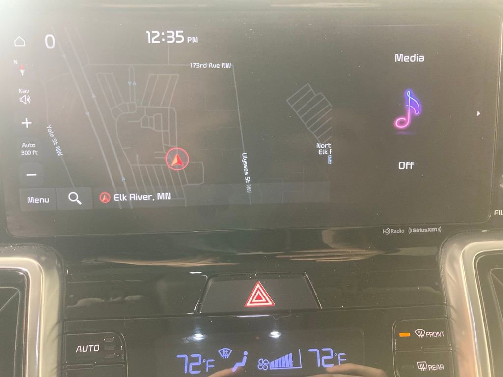 Certified 2022 Kia Sorento SX image 3