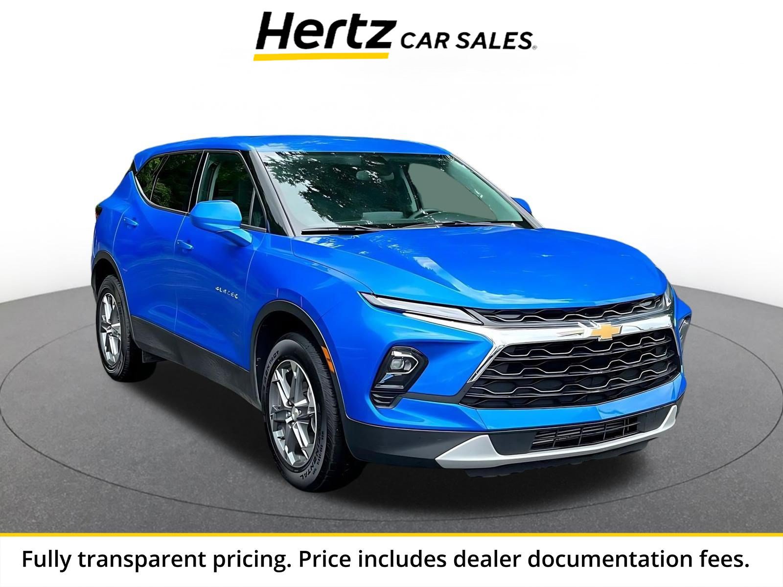 Used 2025 Chevrolet Blazer LT FWD image 1