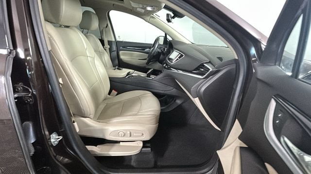 Used 2018 Buick Enclave Essence w/ Trailering Package FWD image 30
