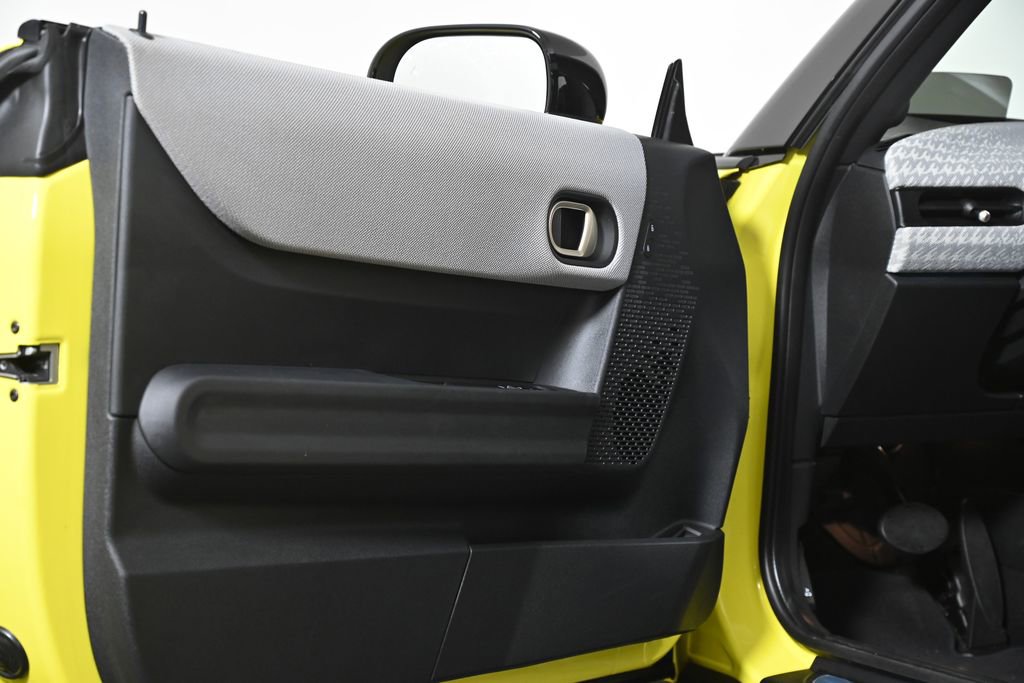 Certified 2025 MINI Cooper S image 29