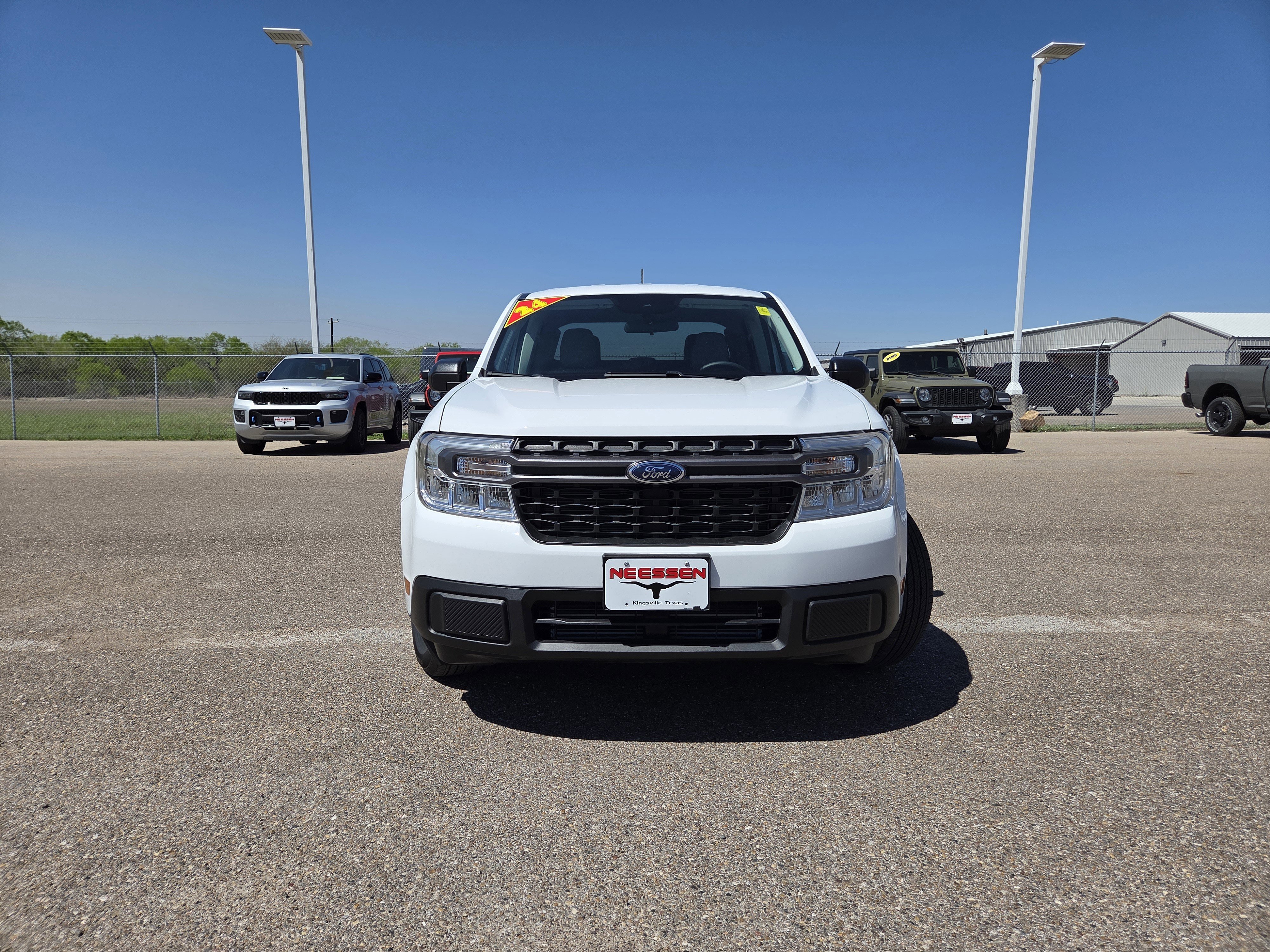 Used 2024 Ford Maverick XLT w/ Equipment Group 300A Standard image 2